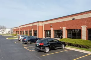 440 Quadrangle Dr, Bolingbrook, IL 60440 - Photo 1