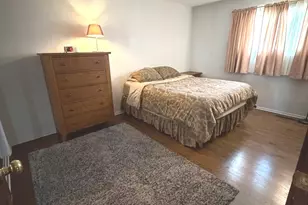 316 Maplewood Ln, Crystal Lake, IL 60014 - Photo 4