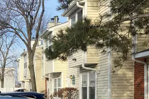 1255 Wyndham Dr, Palatine, IL 60074 - Photo 1