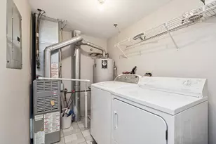 10636 Ridgeland Ave, Chicago Ridge, IL 60415 - Photo 16