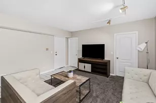 4527 S Drexel Blvd, Chicago, IL 60653 - Photo 6