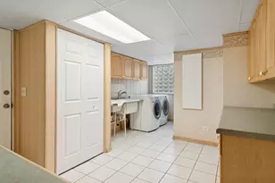 1522 E Fleming Dr, Arlington Heights, IL 60004 - Photo 12