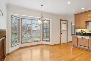 1522 E Fleming Dr, Arlington Heights, IL 60004 - Photo 8