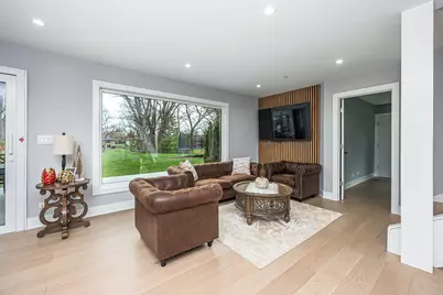 101 N Schoenbeck Road, Prospect Heights, IL 60070 - Photo 6