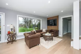 101 N Schoenbeck Rd, Prospect Heights, IL 60070 - Photo 6