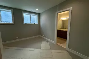 4243 N Damen Ave, Chicago, IL 60618 - Photo 32