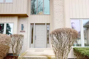 9S310 Woodcreek Pl, Downers Grove, IL 60516 - Photo 4