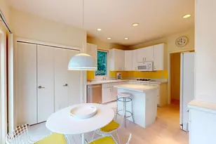 9S310 Woodcreek Pl, Downers Grove, IL 60516 - Photo 24