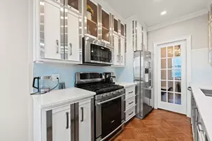 2000 N Lincoln Park W, Chicago, IL 60614 - Photo 12