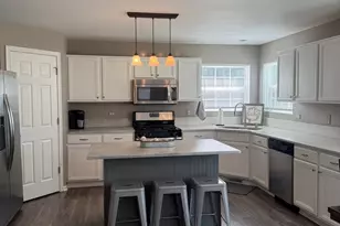 1626 Elderberry Ln, Lake Villa, IL 60046 - Photo 4