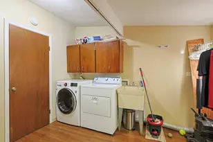 372 Nancy Ln, Wheeling, IL 60090 - Photo 20