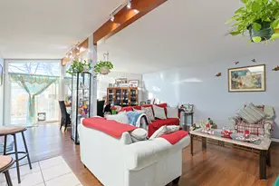 372 Nancy Ln, Wheeling, IL 60090 - Photo 4