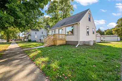 195 N Michigan Avenue, Bradley, IL 60915 - Photo 2