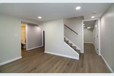 195 N Michigan Avenue, Bradley, IL 60915 - Photo 20