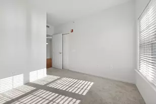 [Address not provided], Clarendon Hills, IL 60514 - Photo 14