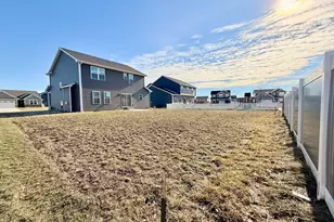 715 Rapp Dr, Mahomet, IL 61853 - Photo 36