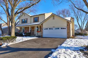 2308 Modaff Rd, Naperville, IL 60565 - Photo 2