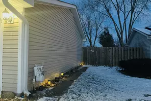 8217 N Carrolton Ct, Hanover Park, IL 60133 - Photo 2