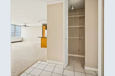 655 W Irving Park Road #3706, Chicago, IL 60613 - Photo 10