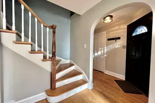 9210 S Trumbull Ave, Evergreen Park, IL 60805 - Photo 10