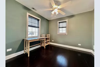 9210 S Trumbull Avenue, Evergreen Park, IL 60805 - Photo 18