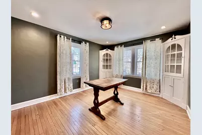 9210 S Trumbull Avenue, Evergreen Park, IL 60805 - Photo 6