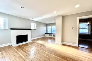 9210 S Trumbull Ave, Evergreen Park, IL 60805 - Photo 4