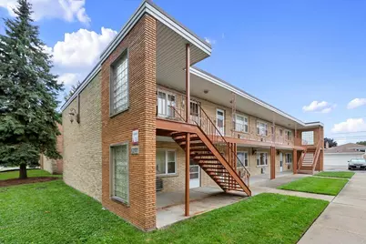 6212 W 64th Place #202, Chicago, IL 60638 - Photo 1