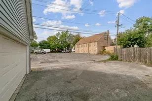 9412 S Homan Ave, Evergreen Park, IL 60805 - Photo 30