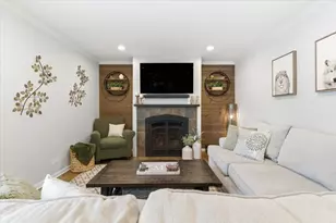 6 St Ives Ln, Vernon Hills, IL 60061 - Photo 4