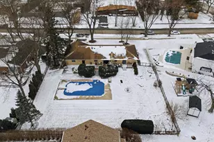 219 N Prospect St, Roselle, IL 60172 - Photo 4