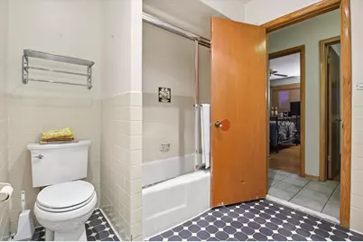 219 N Prospect Street, Roselle, IL 60172 - Photo 20