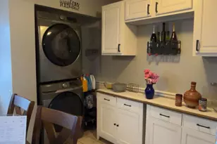 8948 S Main St, Hometown, IL 60456 - Photo 8