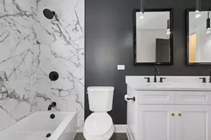 17721 Sarah Ln, Country Club Hills, IL 60478 - Photo 10