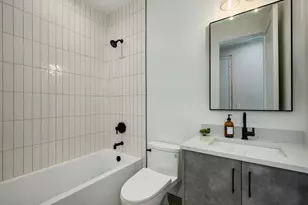 1412 N Elk Grove Ave, Chicago, IL 60622 - Photo 16