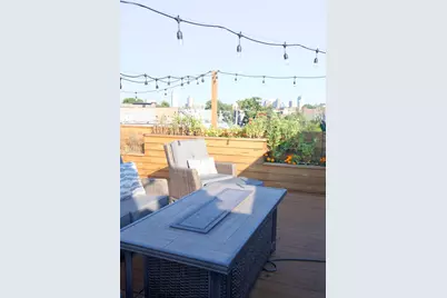 1145 W Newport Avenue #T, Chicago, IL 60657 - Photo 26