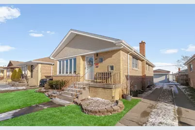 8531 S Kenton Avenue, Chicago, IL 60652 - Photo 1