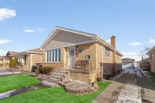 8531 S Kenton Ave, Chicago, IL 60652 - Photo 1