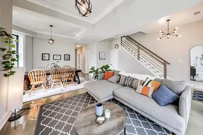 2742 W Polk Street, Chicago, IL 60612 - Photo 2