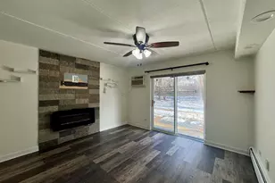 270 Shorewood Dr, Glendale Heights, IL 60139 - Photo 6