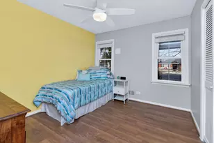 5825 109th St, Chicago Ridge, IL 60415 - Photo 12