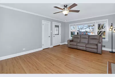 5825 109th Street, Chicago Ridge, IL 60415 - Photo 4