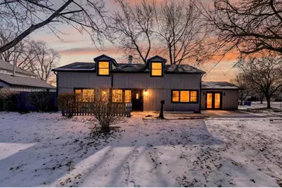 5016 Oak Center Drive, Oak Lawn, IL 60453 - Photo 2