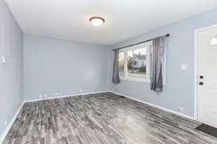 334 E Baker St, Bloomington, IL 61701 - Photo 4