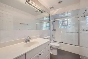 271 S Cedar Ave, Wood Dale, IL 60191 - Photo 16