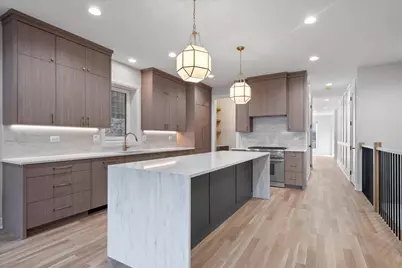2435 N Clybourn Avenue #1N, Chicago, IL 60614 - Photo 2
