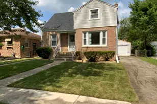 228 E 141st St, Dolton, IL 60419 - Photo 2