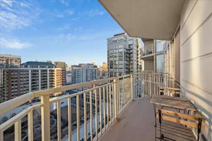 645 N Kingsbury St, Chicago, IL 60654 - Photo 12