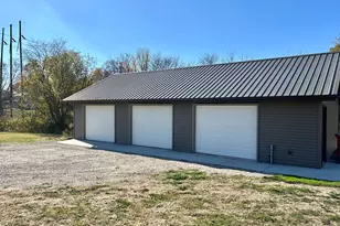2345 E 275th Rd, Oglesby, IL 61348 - Photo 20