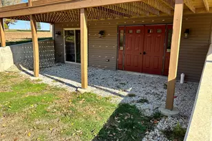 2345 E 275th Rd, Oglesby, IL 61348 - Photo 16